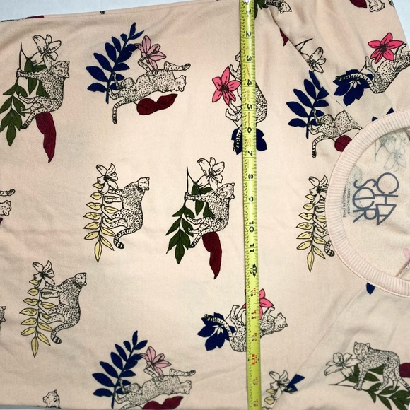 Chaser Pink Cheetah & Floral Woman’s Long Sleeves Top Size S - Picture 10 of 10